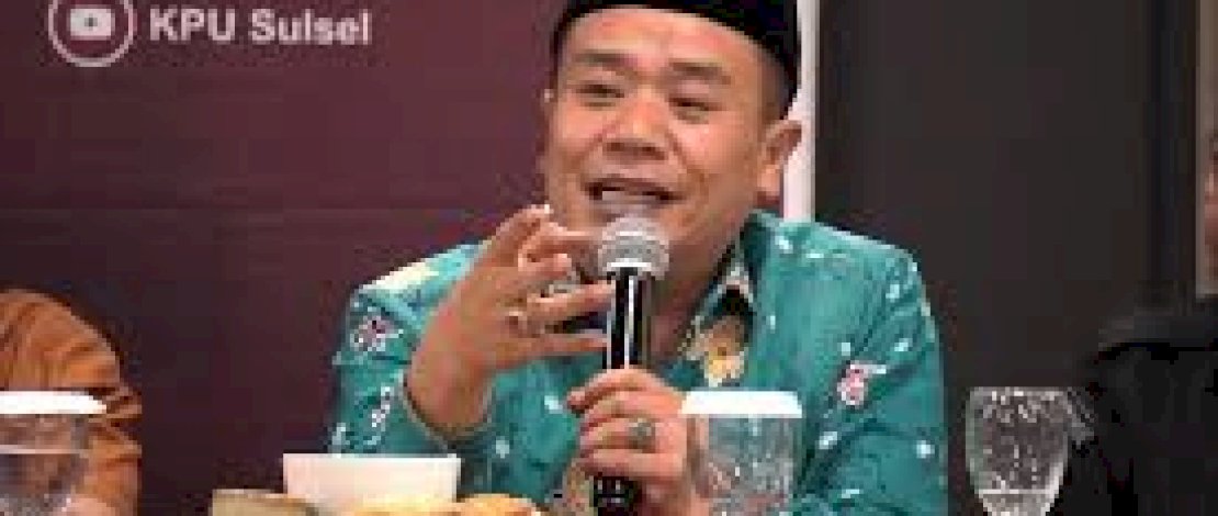 Ketua KPU Sulsel, Hasbullah