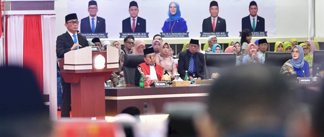 Prof Zudan dalam sambutan Sidang Paripurna Pengukuhan Ketua dan Wakil Ketua DPRD Provinsi Sulsel, di Kantor DPRD Provinsi Sulsel, Kamis, 31 Oktober 2024.
Prof Zudan dalam sambutan Sidang Paripurna Pengukuhan Ketua dan Wakil Ketua DPRD Provinsi Sulsel, di Kantor DPRD Provinsi Sulsel, Kamis, 31 Oktober 2024.