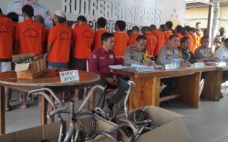 Polres Bone Paparkan Penanganan Kasus Hingga Oktober 2024