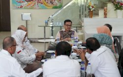 Serikat Pekerja Minta Kenaikan UMP 2025 Hingga 10 Persen, Sekda Sulsel Jufri Rahman Kumpulkan Dewan Pengupahan