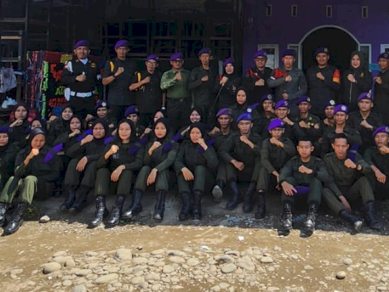 Komandan Resimen Mahasiswa WM Sulsel Lepas Peserta Suskalaknas Menuju Pusat Pelatihan