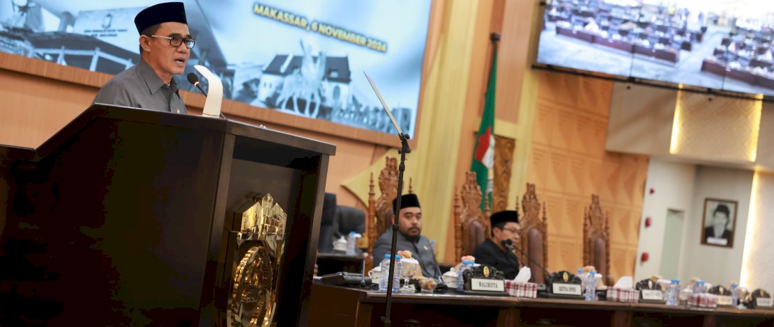 Pj Sekertaris Daerah Kota Makassar, Irwan Rusfiady Adnan menghadiri Rapat Paripurna Dewan Perwakilan Rakyat Daerah (DPRD) Kota Makassar, mewakili Pjs Wali Kota Makassar, Rabu, 6 November 2024, dalam rangka penetapan Rencana Kerja (Renja) DPRD untuk tahun 2025.
Pj Sekertaris Daerah Kota Makassar, Irwan Rusfiady Adnan menghadiri Rapat Paripurna Dewan Perwakilan Rakyat Daerah (DPRD) Kota Makassar, mewakili Pjs Wali Kota Makassar, Rabu, 6 November 2024, dalam rangka penetapan Rencana Kerja (Renja) DPRD untuk tahun 2025.