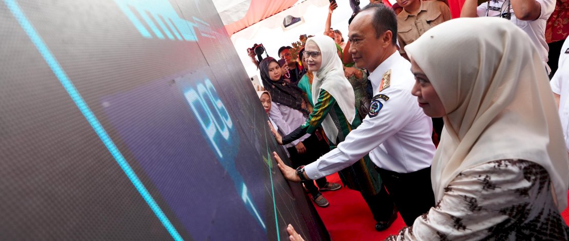 Pjs Ketua Tim Penggerak PKK Kota Makassar, Andi Tenri Anna, turut meluncurkan Posyandu Era Baru Standar Pelayanan Minimal (SPM) yang berlangsung di Posyandu Nusa Indah IV, Kelurahan Pannampu, Kecamatan Tallo, Rabu, 6 November 2024.