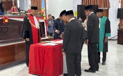 Pengucapan Sumpah dan Janji Pimpinan DPRD Kepulauan Selayar, Wabup: Selamat Mengemban Amanah Rakyat