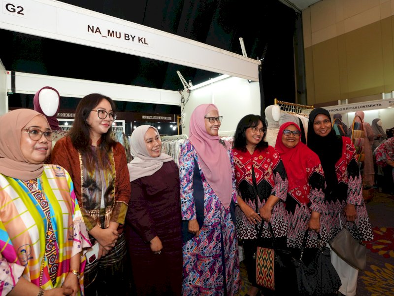 Buka Trend Hijab Road to AMBF, Ninuk Zudan Harap Ada Regenerasi dan Pembinaan Desainer Muda