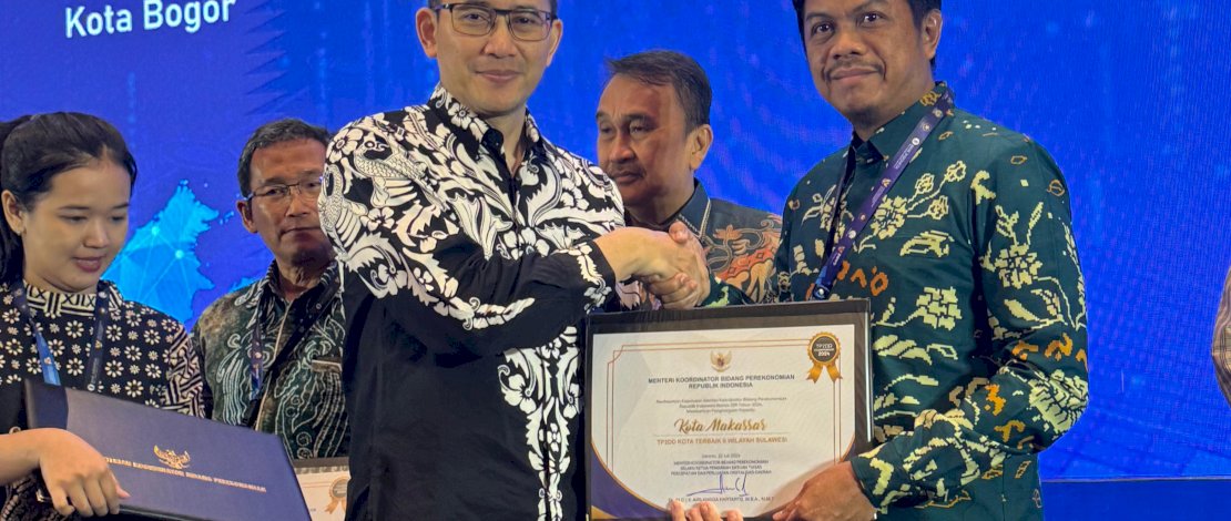 Kota Makassar kembali meraih penghargaan dari kategori Tim Percepatan dan Perluasan Digitalisasi Daerah (TP2DD) Kota Terbaik yang diselenggarakan oleh Kementerian Koordinator Bidang Perekonomian Republik Indonesia. Kota Makassar kembali meraih penghargaan dari kategori Tim Percepatan dan Perluasan Digitalisasi Daerah (TP2DD) Kota Terbaik yang diselenggarakan oleh Kementerian Koordinator Bidang Perekonomian Republik Indonesia.