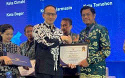 Tiga Kali Berturut-turut, Makassar Raih Penghargaan Kota Terbaik TP2DD