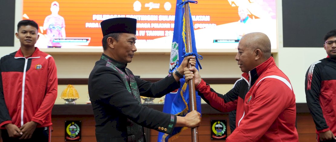 Prof Zudan melepas atlet Popnas, di Jeneponto, Sabtu, 16 November 2024. 