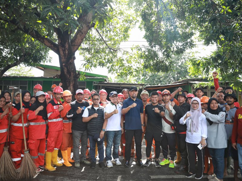 Tinjau Program Sabtu Bersih, Andi Arwin Azis Harap Program Tetap Berlanjut