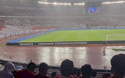 Cuaca Tak Menentu dan Rumput GBK: Ujian Berat Timnas Malam Ini