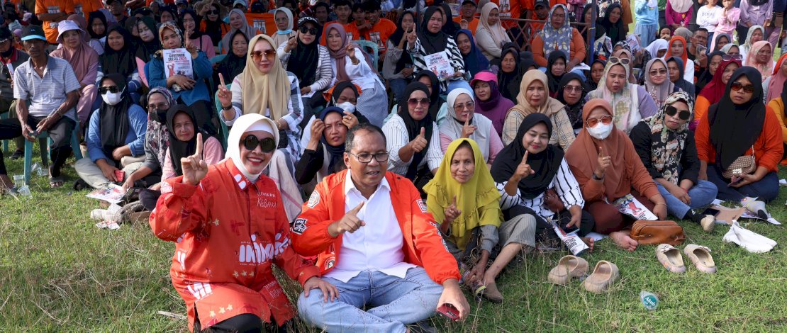 Kampanye di Kampung Istri, Calon Gubernur Sulsel Danny Pomanto Perkuat Dukungan di Bone Kampanye di Kampung Istri, Calon Gubernur Sulsel Danny Pomanto Perkuat Dukungan di Bone