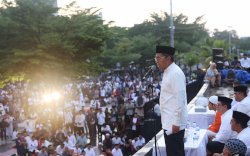 Hari Pertama Aktif Jadi Wali Kota Pascacuti Pilkada, Danny Pomanto Gelar Salat Subuh Berjamaah: Jaga Kota, Jaga Demokrasi!