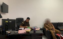 Polres Serahkan Tersangka dan Barang Bukti Pidana Pilkada ke Kejari Bone