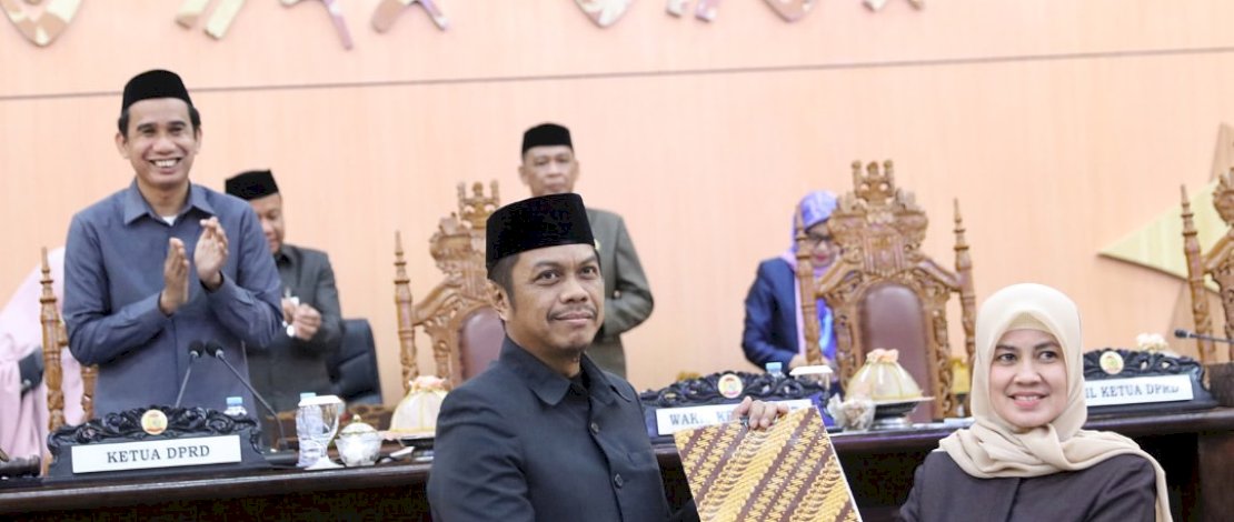 Paripurna DPRD Makassar: Ranperda APBD 2023 dan RPJPD 2025-2045 Disahkan