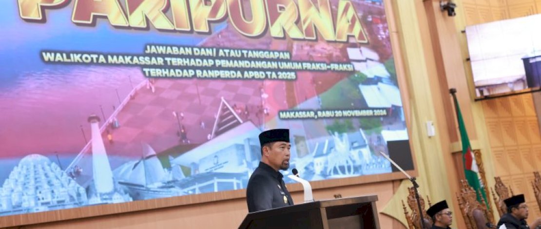Pjs Wali Kota Makassar, Andi Arwin Azis, menyampaikan jawaban atas pemandangan umum fraksi-fraksi terkait Rancangan Peraturan Daerah (Ranperda) APBD tahun 2025 dalam rapat paripurna di gedung DPRD Kota Makassar, Rabu (20/11/2024).