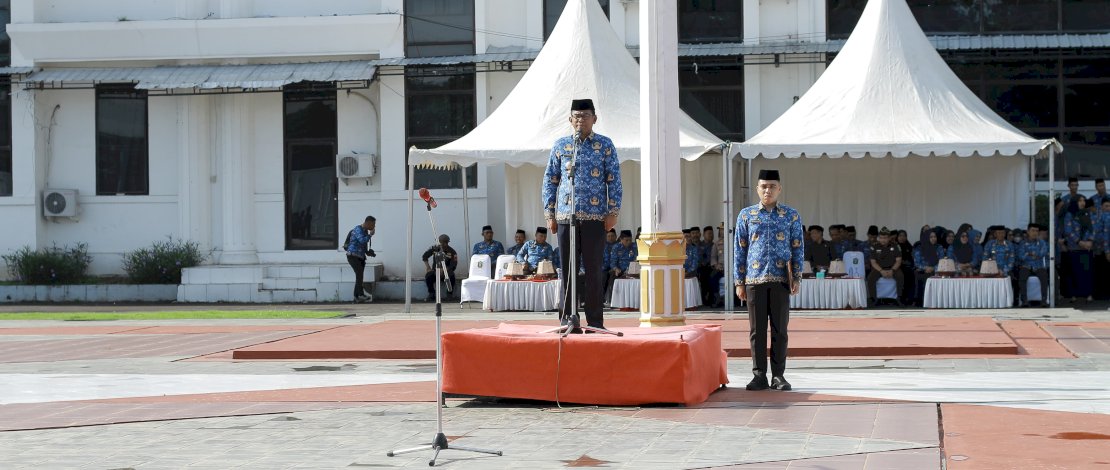 Pemerintah Kabupaten Takalar menggelar upacara peringatan Hari Ulang Tahun (HUT) ke-53 Korps Pegawai Republik Indonesia (KORPRI) di Lapangan Upacara Kantor Bupati Takalar. Pemerintah Kabupaten Takalar menggelar upacara peringatan Hari Ulang Tahun (HUT) ke-53 Korps Pegawai Republik Indonesia (KORPRI) di Lapangan Upacara Kantor Bupati Takalar.