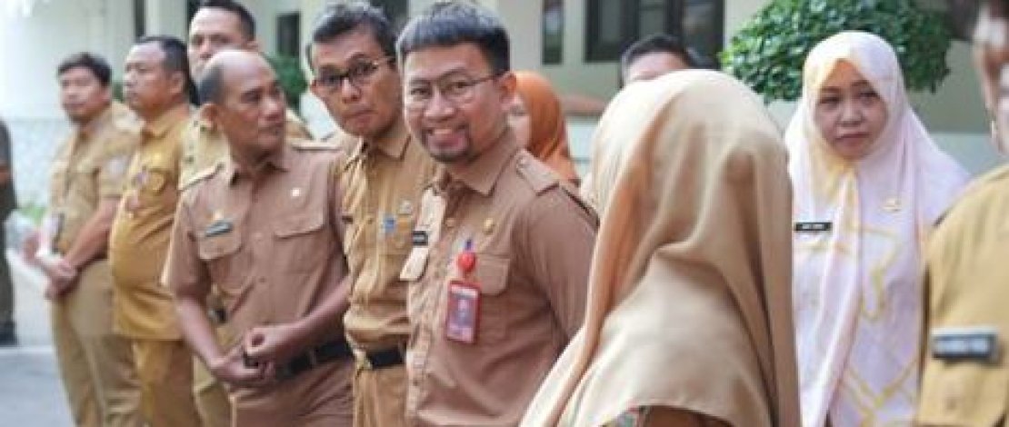  Fuad Arfandi Hadiri Apel Pagi di Kantor Wali Kota Makassar untuk Perkuat Sinergi Antarinstansi