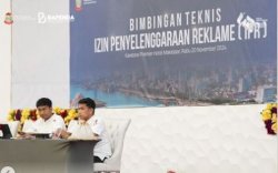 Bapenda Makassar Jadi Narasumber dalam Bimtek Izin Penyelenggaraan Reklame