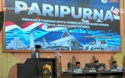 Bapenda Makassar Hadiri Rapat Paripurna Penandatanganan Nota Kesepakatan KUA-PPAS APBD 2025