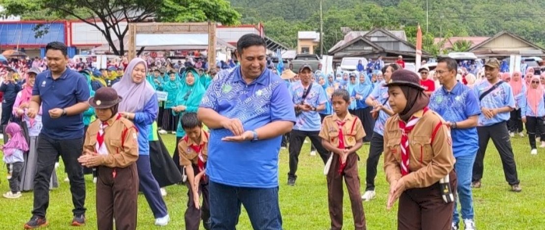 Bupati Maros Buka Perayaan HKN ke-60, Momentum Perkuat Gaya Hidup Sehat dan Kolaborasi Nakes Bupati Maros Buka Perayaan HKN ke-60, Momentum Perkuat Gaya Hidup Sehat dan Kolaborasi Nakes