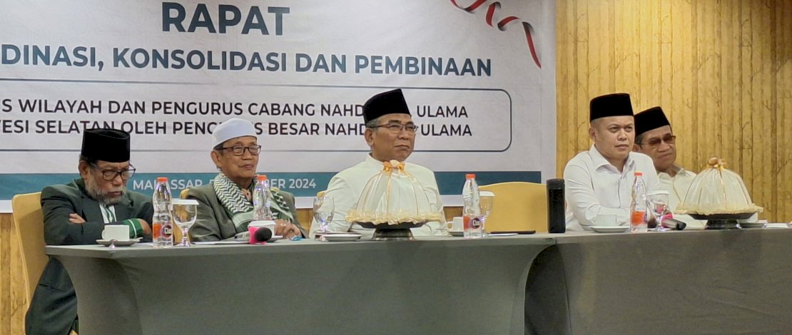 Rapat Koordinasi, Konsolidasi dan Pembinaan PWNU dan PCNU se Sulsel yang dihadiri langsung oleh Ketua Umum PBNU Gus Yahya Cholis Staquf, di Karebosi Condotel Makassar, Jumat, 6 Desember 2024.   