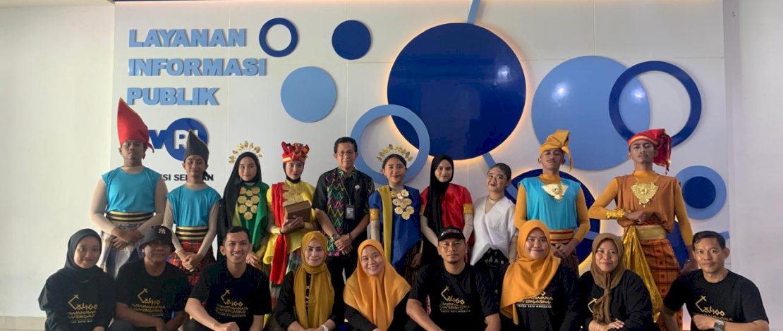 Teater SATU Makassar, wadah ekstrakurikuler yang mengasah talenta seni peran para siswa di Sekolah Menengah Atas (SMA) Negeri 1 Makassar, akan mempersembahkan sebuah pertunjukan yang dinukil dari mahakarya Sureq Galigo, yang lebih populer dengan sebutan kitab 'La Galigo', yang telah mendunia sebagai karya sastra mitologi terpanjang di dunia. 