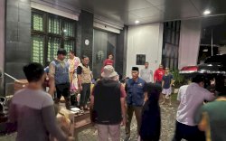 Pastikan Keselamatan Warganya, Pj Gubernur Sulsel Prof Zudan Kunjungi RSI Faisal dan Pengungsi di Tengah Malam