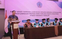 Pj Bupati Takalar Hadiri Wisuda Ahli Madya Kebidanan, Sarjana Keperawatan dan Profesi Ners Stikes Tanawali