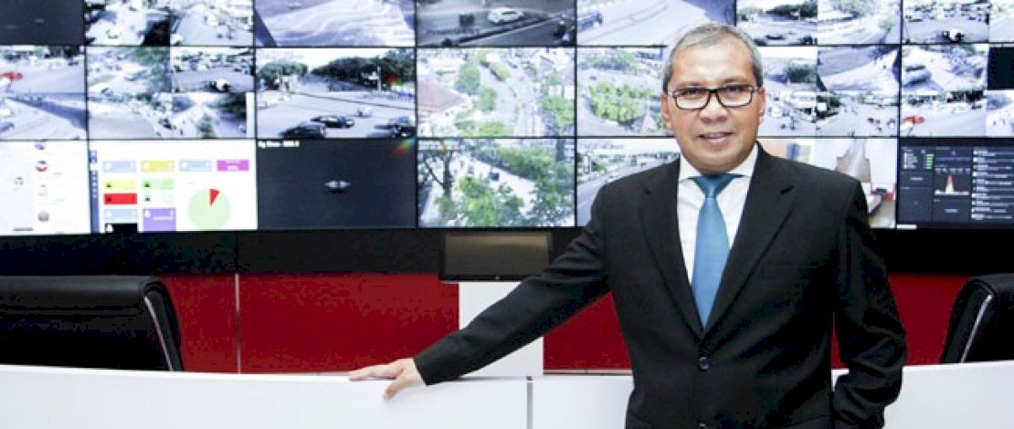 Makassar berhasil mencatatkan nilai Smart City 3,64 dalam evaluasi tahap II program Gerakan Menuju Kota Cerdas (Smart City) 2024 yang diinisiasi oleh Kementerian Komunikasi dan Digital RI.
Makassar berhasil mencatatkan nilai Smart City 3,64 dalam evaluasi tahap II program Gerakan Menuju Kota Cerdas (Smart City) 2024 yang diinisiasi oleh Kementerian Komunikasi dan Digital RI.