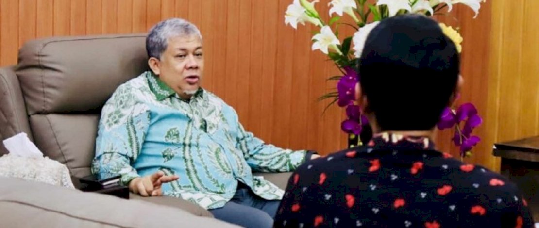 Wakil Menteri (Wamen) Perumahan dan Kawasan Permukiman (PKP) RI sekaligus Wakil Ketua Umum PartaI Gelombang Rakyat (Gelora) Indonesia Fahri Hamzah, mengunjungi Kota Bima dan bersilaturahmi dengan Pj Wali Kota Bima, Mukhtar.