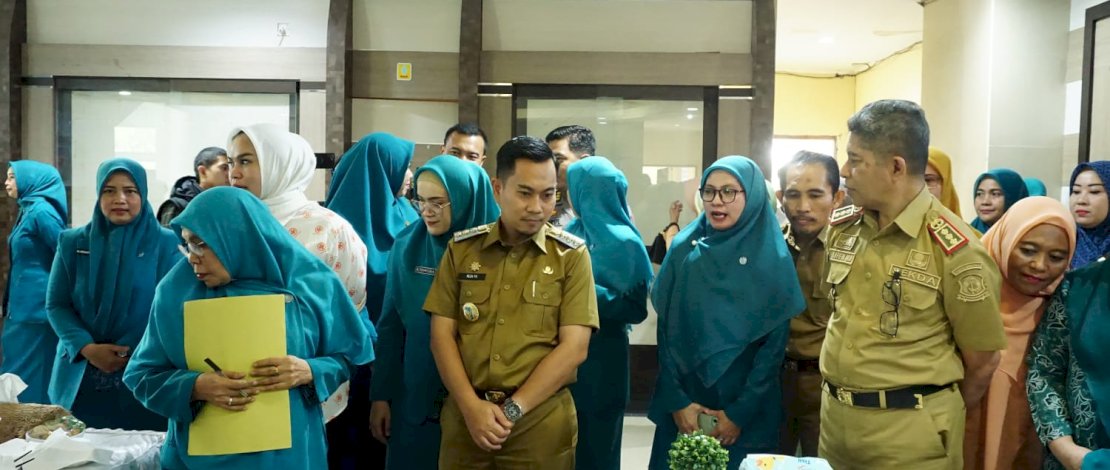 Peringatan Hari Kesatuan Gerak (HKG) Tim Penggerak PKK ke-52 Tingkat Kabupaten Jeneponto berlangsung meriah di Ruang Pola Kantor Bupati.