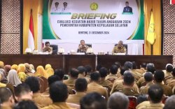 Bupati Selayar Pimpin Briefing Akhir Tahun, Evaluasi Kegiatan yang Telah Dilaksanakan