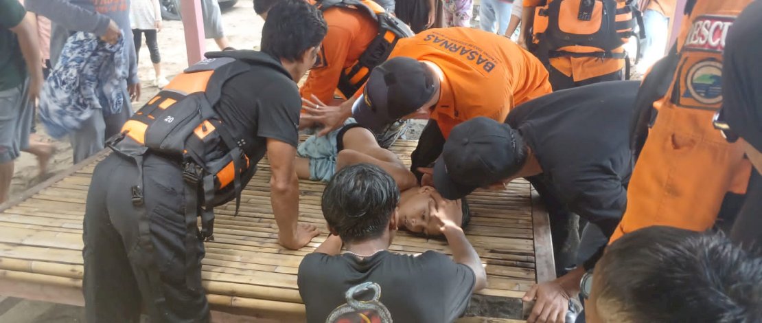 Ismar (12 tahun), remaja lelaki yang sedang menikmati liburan bersama keluarga di Pantai Lumpue Parepare sempat tenggelam saat berenang di bibir pantai, sebelum akhirnya dievakuasi oleh Tim Siaga SAR Nataru yang berada di sekitaran lokasi wisata tersebut pada Rabu, 1 Januari 2025. 

