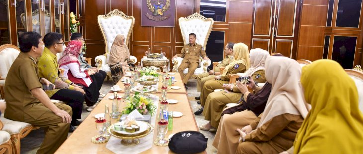 Dekan FK Unhas Harap Prof Fadjry Djufry Beri Motivasi untuk Civitas Akademika di Dies Natalis ke-69 Tahun
