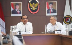 Menko PMK dan Menhub Bahas Persiapan Libur Lebaran 2025