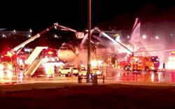 Pesawat Busan Air Terbakar di Bandara, 169 Penumpang Dievakuasi 