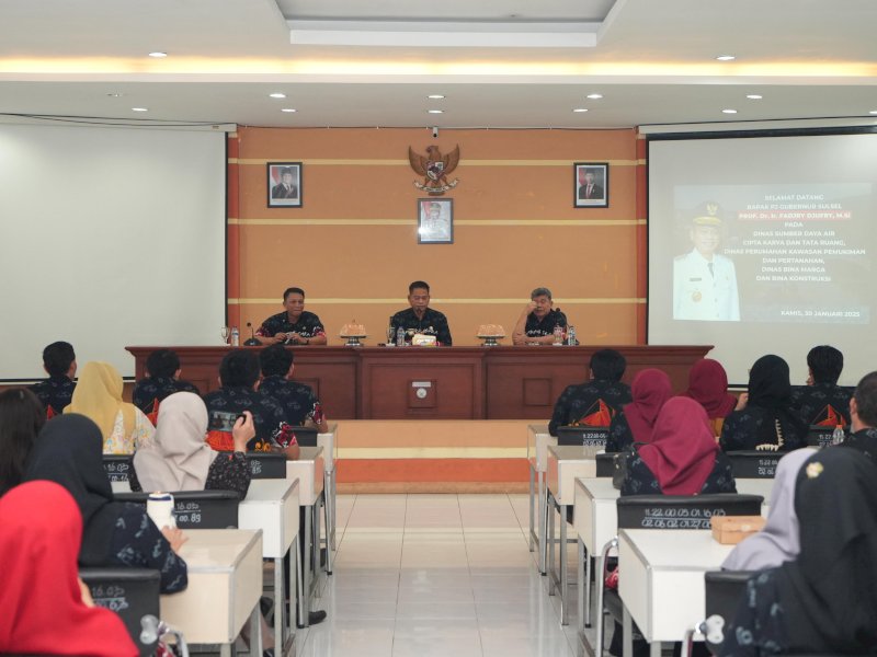 Kunjungan ke OPD Lingkup Dinas PU, Prof Fadjry Djufry Minta Dukungan Sukseskan Program Prioritas Presiden Prabowo