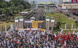 Demo Aliansi Honorer,  Polisi Lakukan Pengamanan Tanpa Senjata 