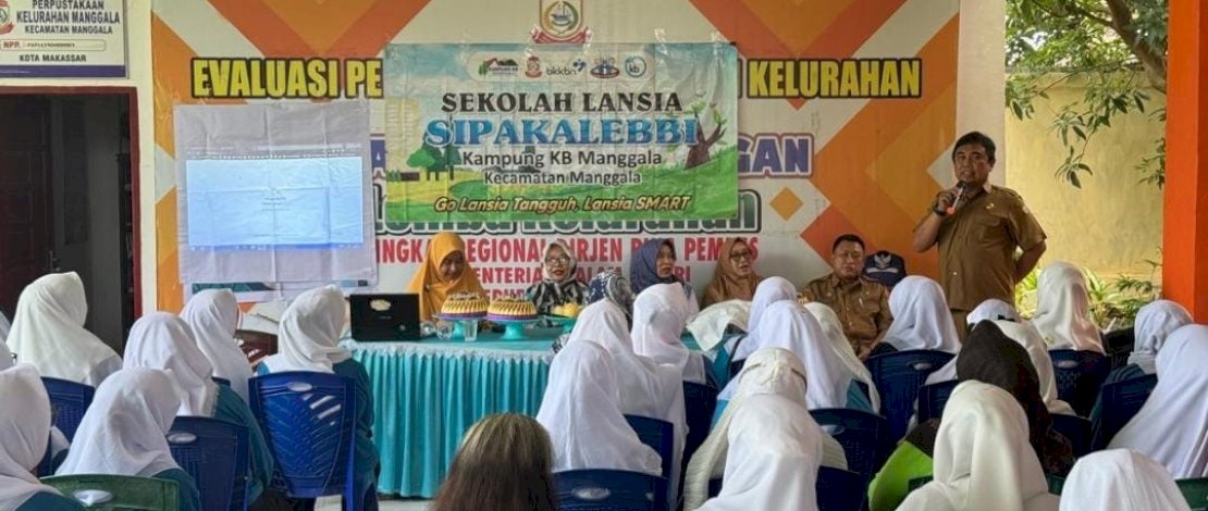 Usai Wisuda 51 Lansia, DPPKB Makassar Kembali Buka Sekolah S1 dan S2