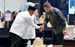 Hadiri Pleno Penetapan Gubernur dan Wakil Gubernur Terpilih, Prof Fadjry Djufry: Terima Kasih Telah Wujudkan Pilkada Damai di Sulsel