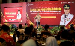 Bangun Kekompakan Menuju PAD 2 Triliun 2025, Bapenda Gelar Rakorsus Pendapatan Daerah 