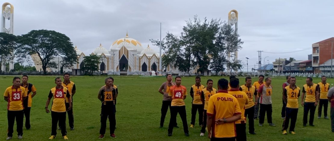 Polres Kepulauan Selayar mulai melaksanakan Tes Kesamaptaan Jasmani dan Beladiri Polri Berkala Semester I 2025, Jum'at, 7 Februari 2025.