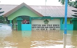 Kantor Kemenag Maros Terendam Banjir, 8 Pegawai Terjebak Semalaman