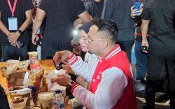 Malam Mingguan di Makassar, Raffi Ahmad Jajal Kuliner Khas di Festival Indonesia Gembira