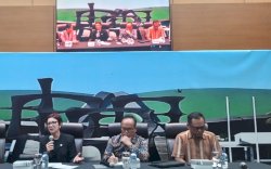 Cegah Pencurian Data, Komisi I DPR Dukung Aturan Pembatasan Internet pada Anak