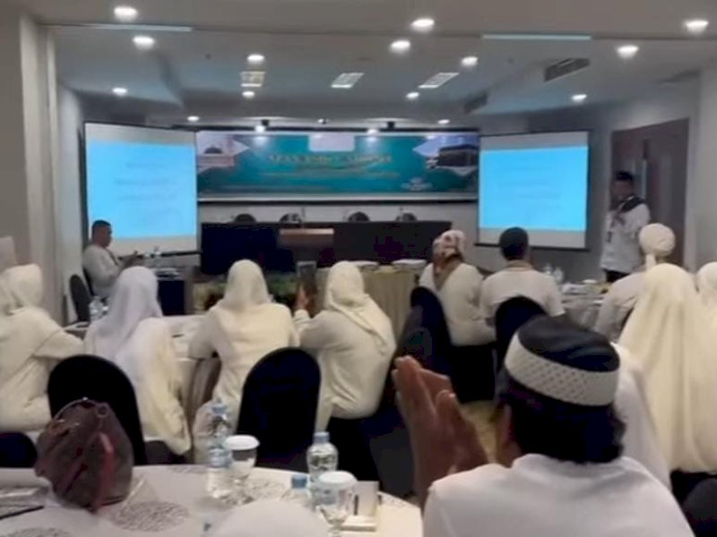 Bantah Lakukan Penipuan, Putri Dakka Berangkatkan Ratusan Jamaah Umrah ke Tanah Suci