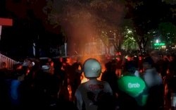 17 Demonstran yang Ditangkap Saat Unjuk Rasa di Depan Kampus UMI Dipulangkan 