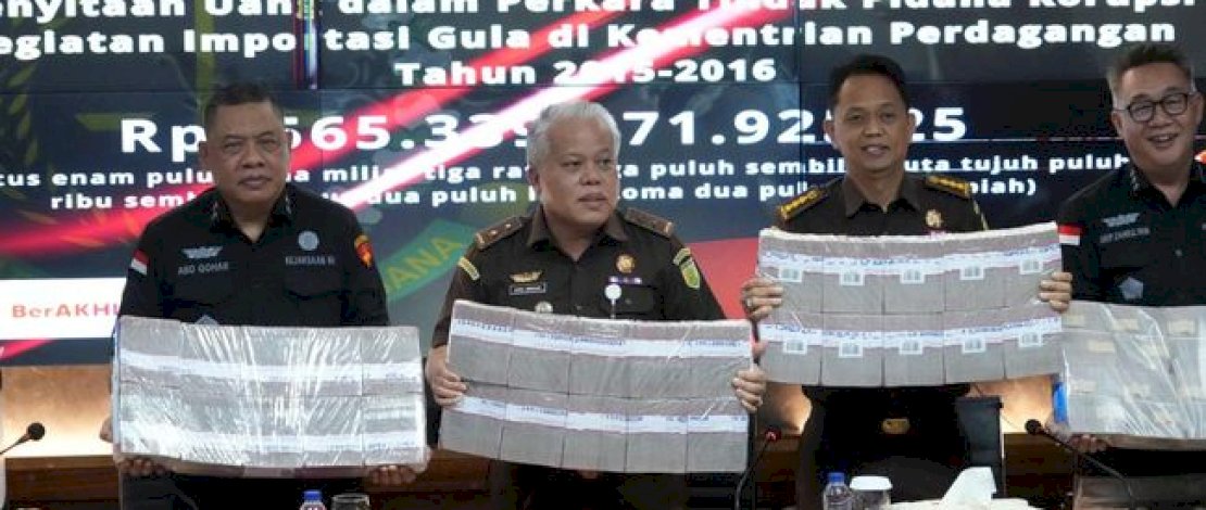 Kejagung Sita Uang Tunai Rp 565 Miliar dari Kasus Korupsi Impor Gula Kejagung Sita Uang Tunai Rp 565 Miliar dari Kasus Korupsi Impor Gula