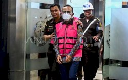 Liciknya Koruptor Pertamina, Oplos Pertalite Jadi Pertamax 