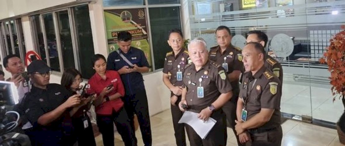 Kejagung Tetapkan Dua Tersangka Baru Kasus Korupsi Kelola Minyak Pertamina Kejagung Tetapkan Dua Tersangka Baru Kasus Korupsi Kelola Minyak Pertamina